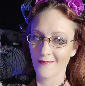 Meet your Posher, Marcy